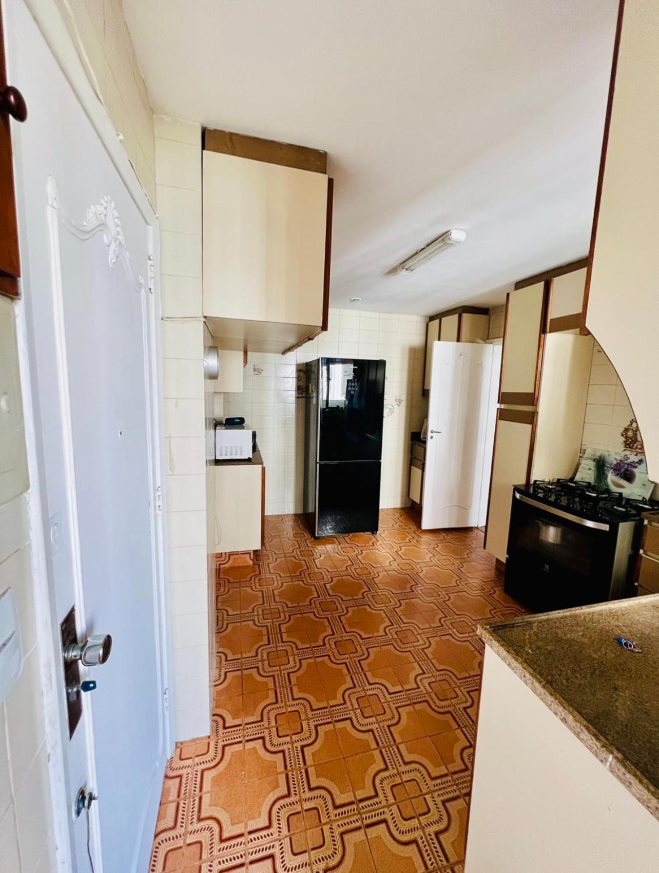 Alugo Quarto Espacoso Com Banheiro Privado Em Apartamento Em Copanema 리오데자네이루 외부 사진
